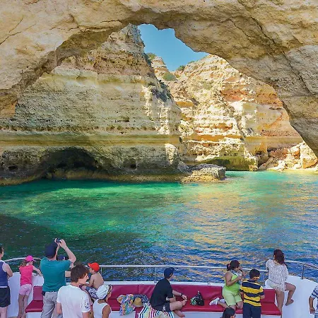 Luxury Penthouse Private Jacuzzi, Албуфейра