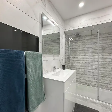 Luxury Penthouse Private Jacuzzi, Albufeira