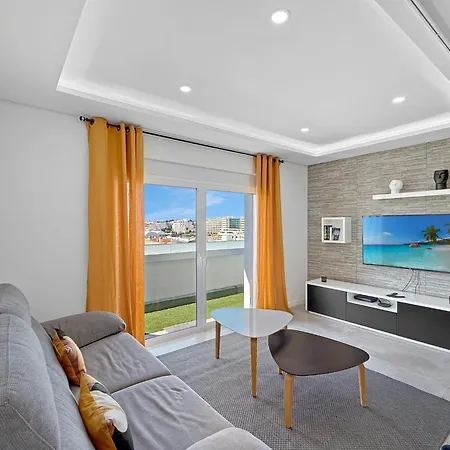 Luxury Penthouse Private Jacuzzi, Lejlighed